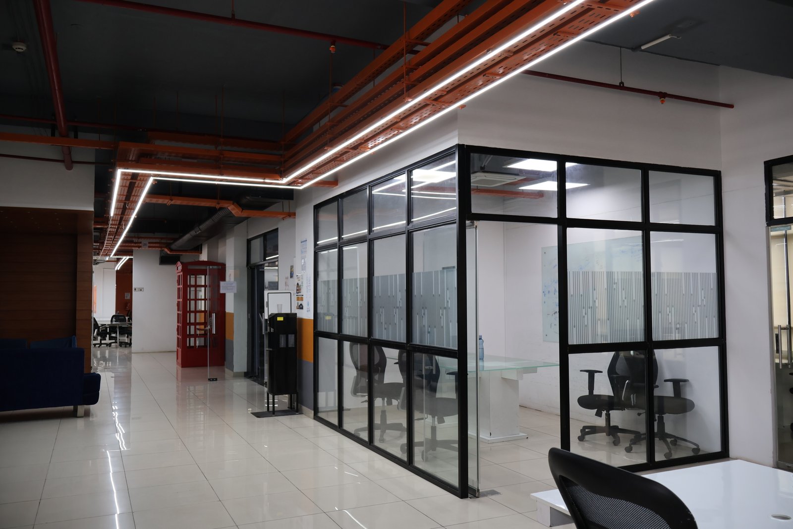 Commercial view 27