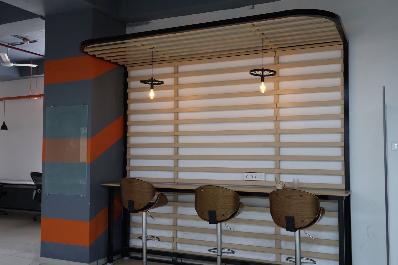 Commercial view 29