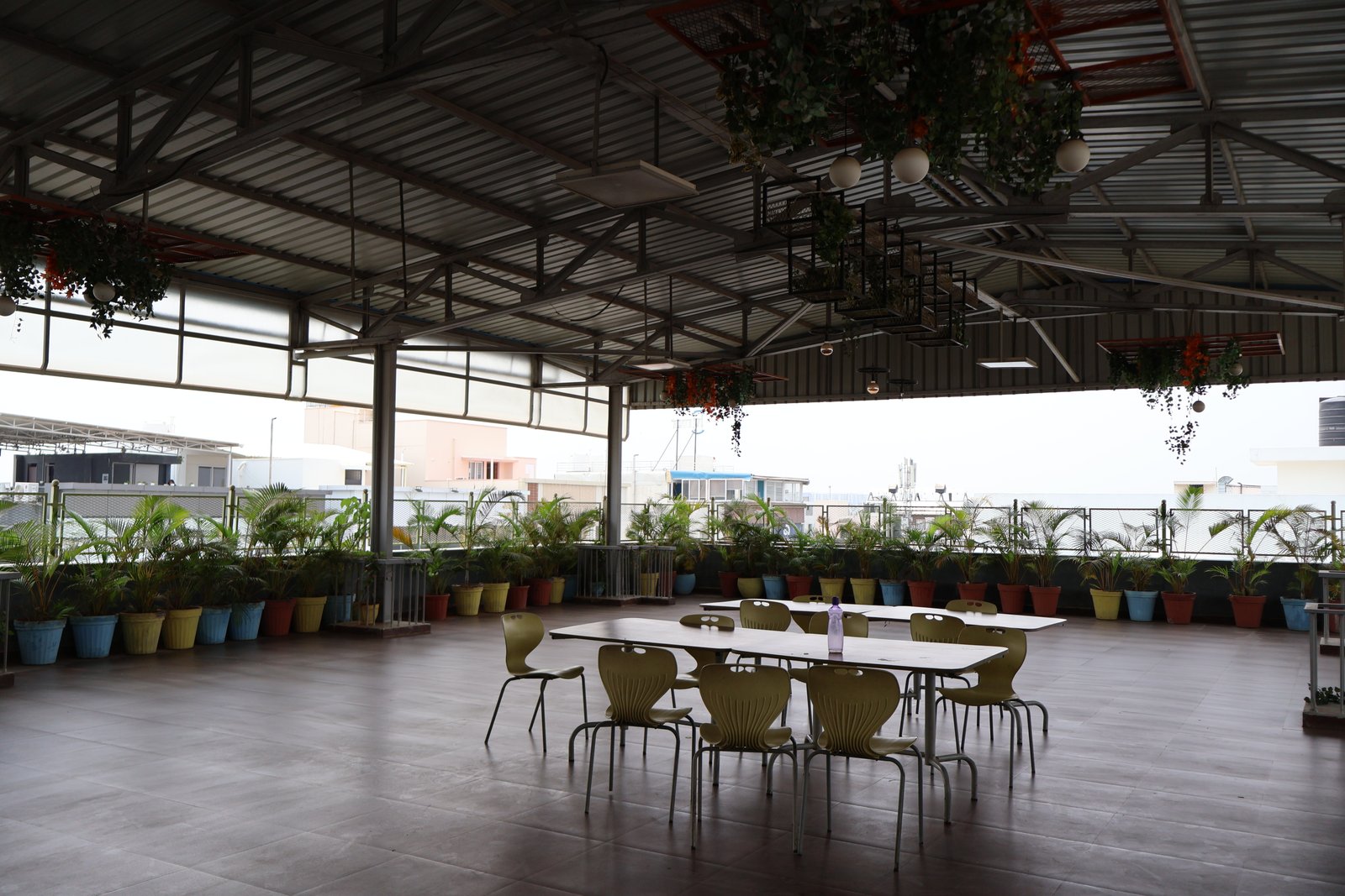 Commercial view 12