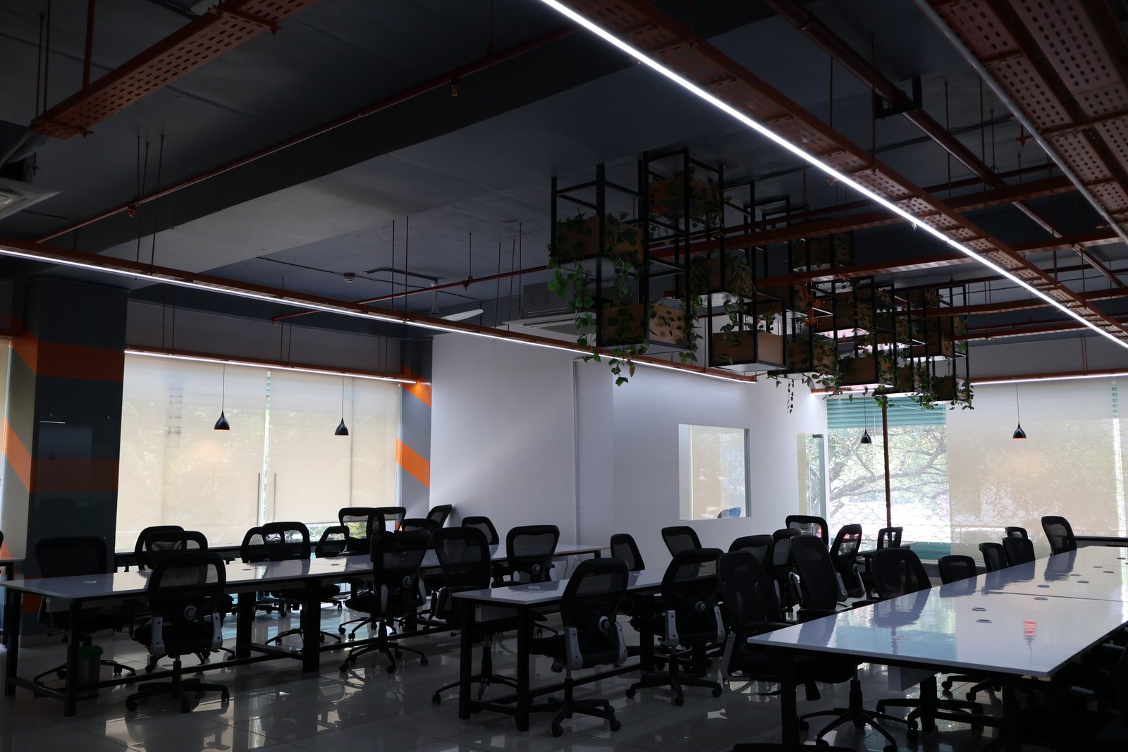 Commercial view 34