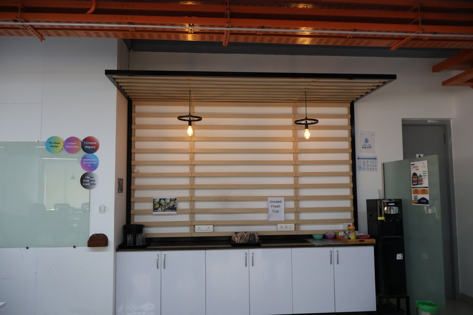 Commercial view 36