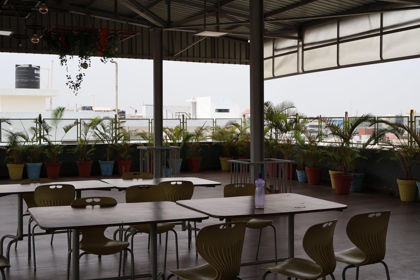 Commercial view 14