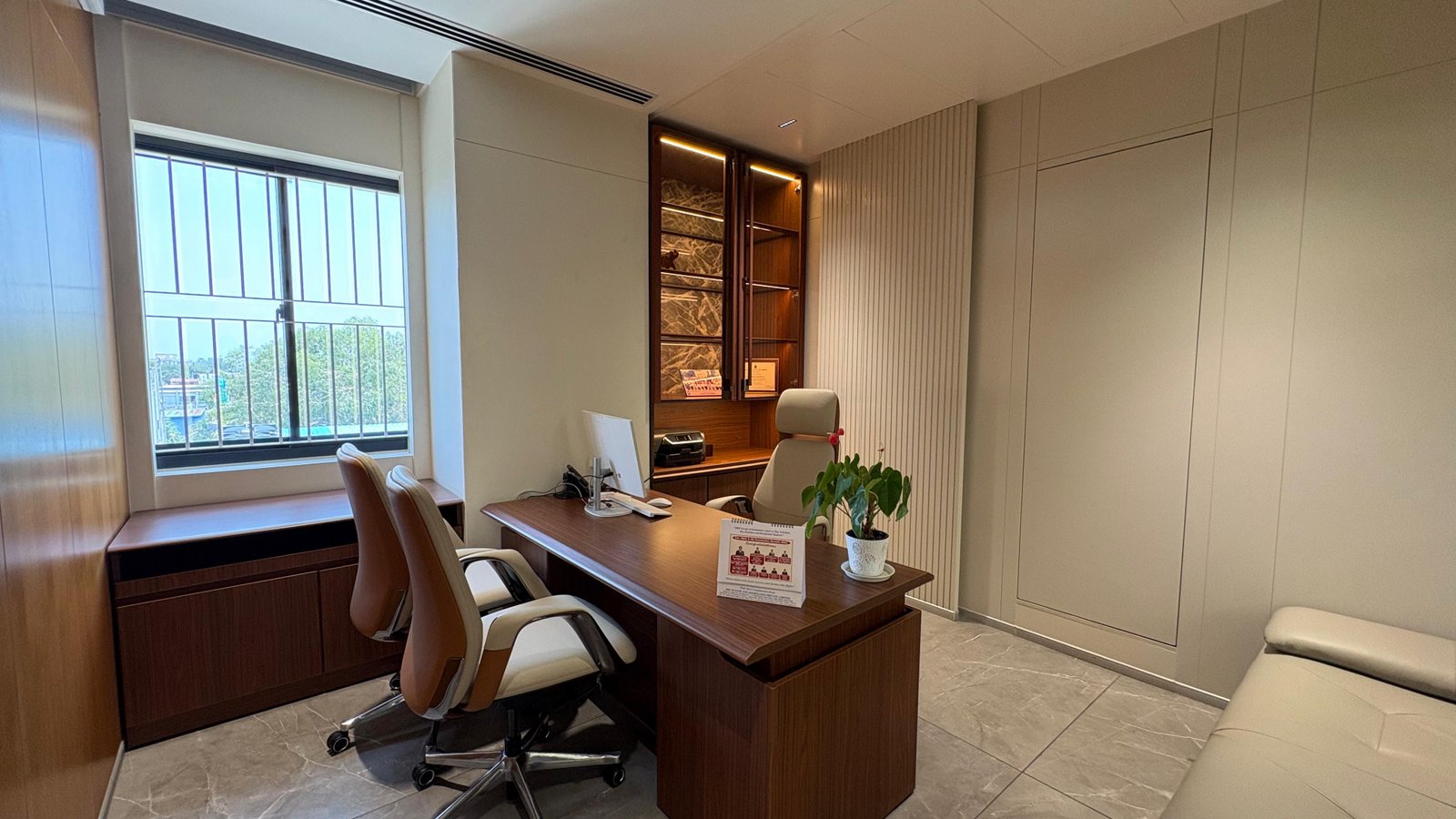 Commercial view 49