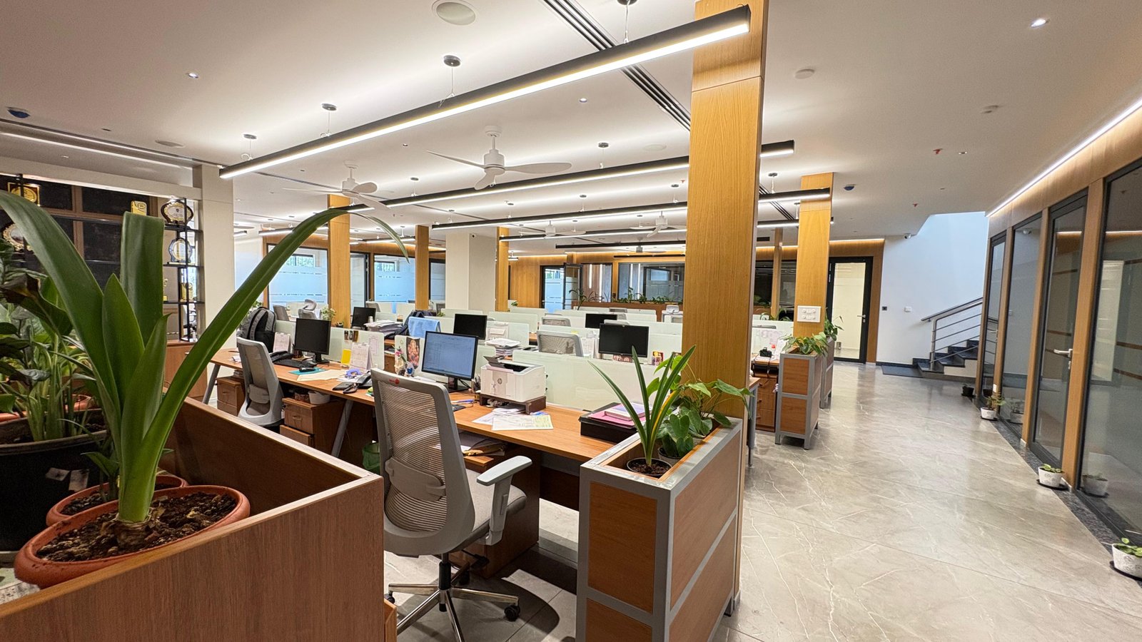 Commercial view 54